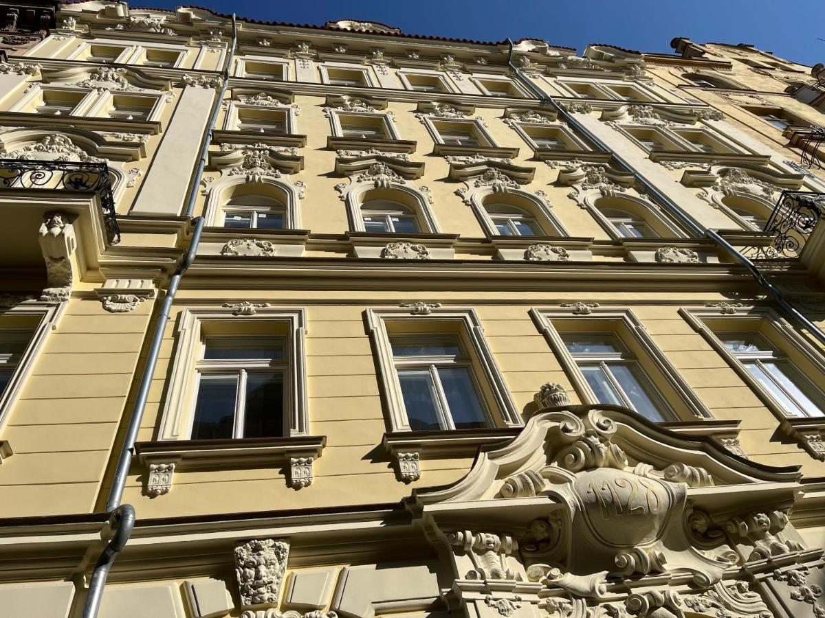 Riverbridge Apartments Prag Eksteriør billede