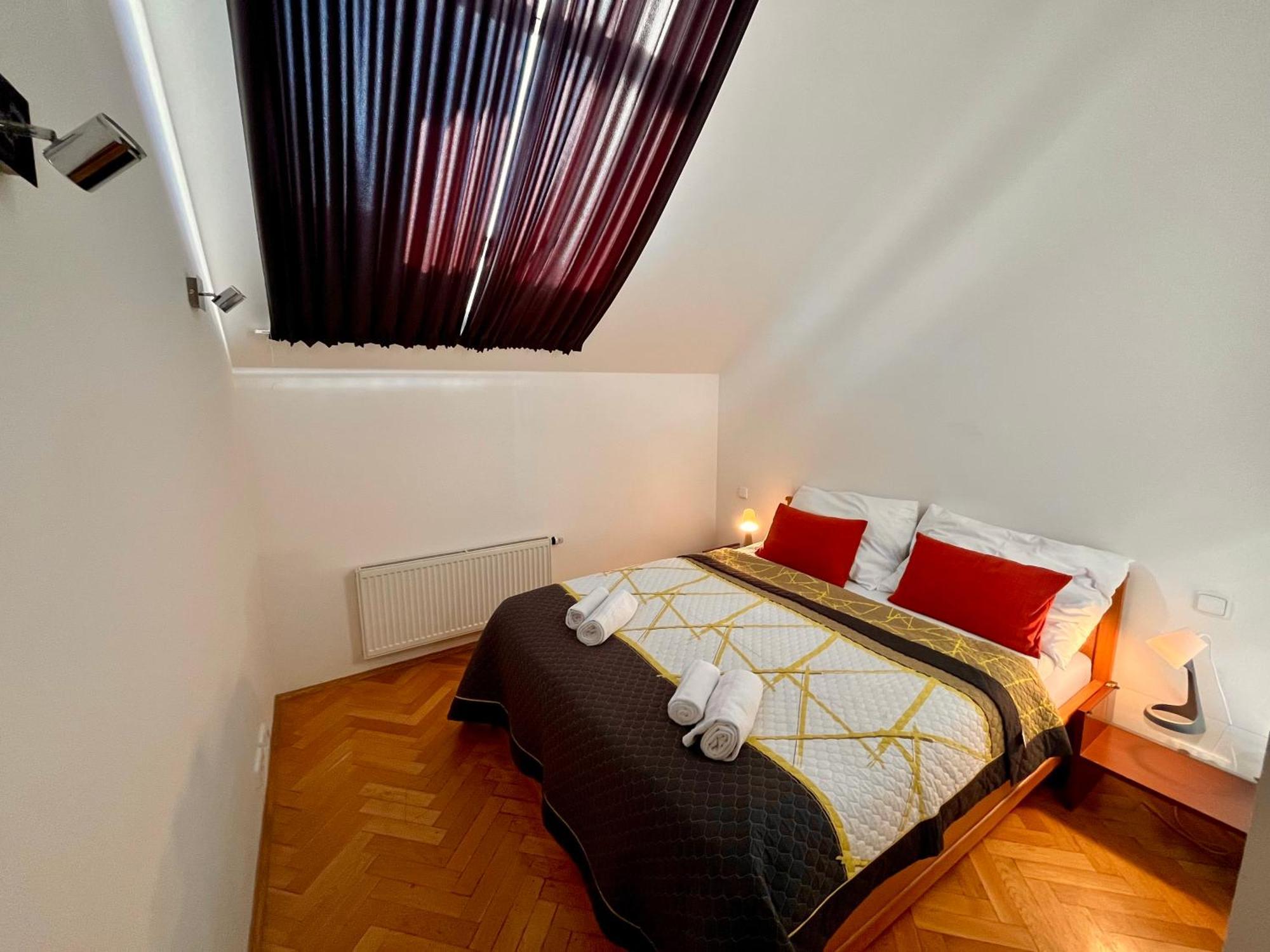 Riverbridge Apartments Prag Eksteriør billede